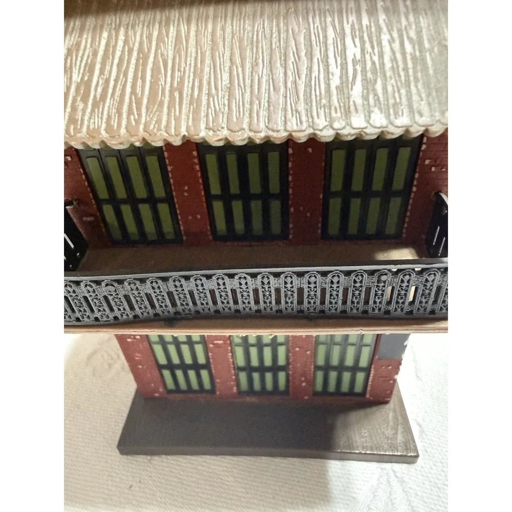 VTG WELLS FARGO & CO Express Building Coin Piggy Bank Hong Kong With Stopper